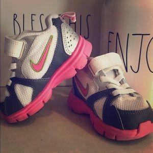 Infant Girls Nike Shoes!